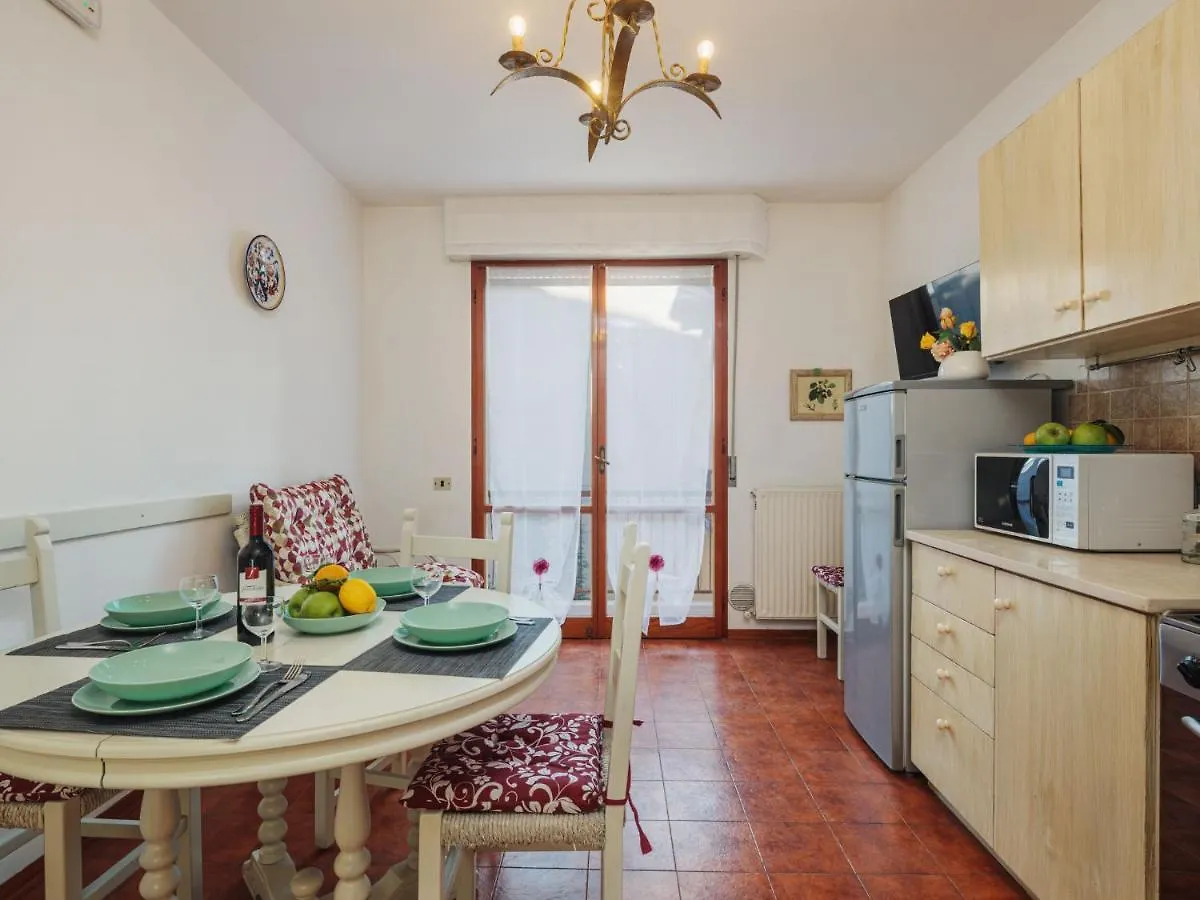 Apartment La Rocchetta By Interhome マリーナ・ディ・ピエトラサンタ